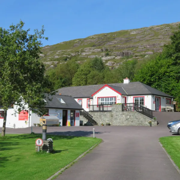 Hungry Hill Lodge and Campsite