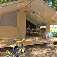 flower-camping-la-sagne-vitrac-q18de