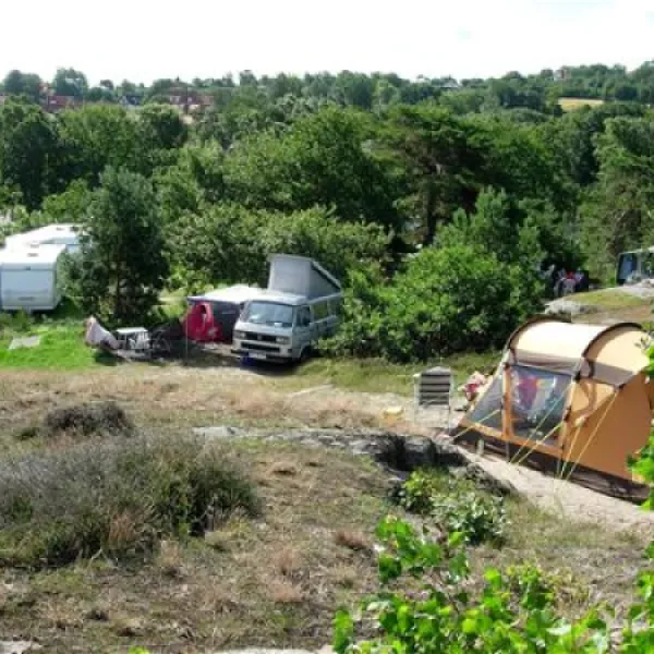 sandvig-familie-camping-allinge-jw29i