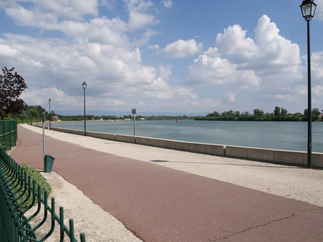 camping-mun-les-lucs-drme-tib5y
