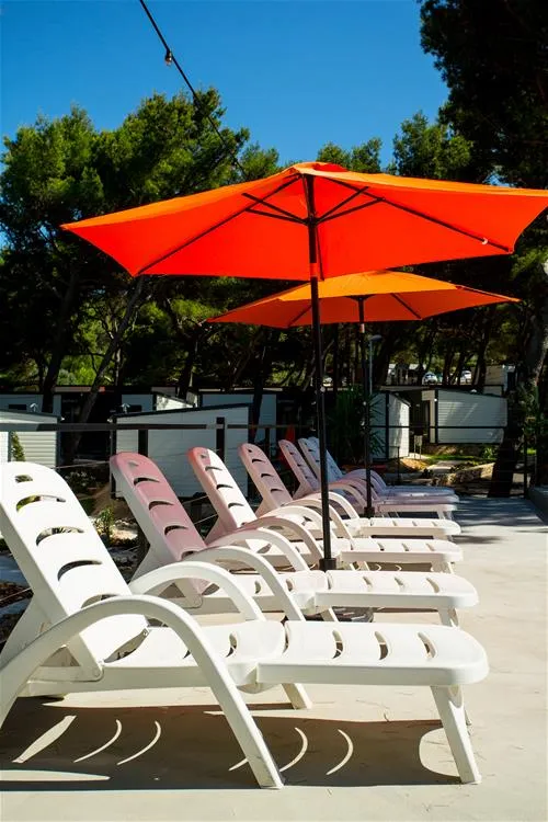 waterman-beach-village-supetar-dpvwz