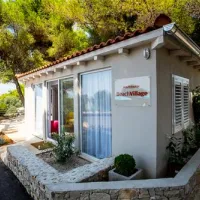 waterman-beach-village-supetar-hu2fs
