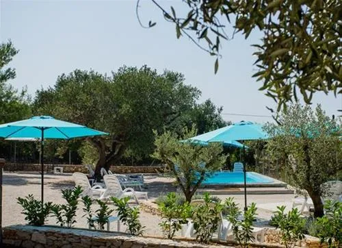 waterman-beach-village-supetar-nfgin