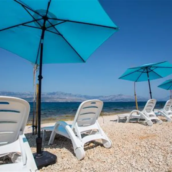 waterman-beach-village-supetar-vvjsh