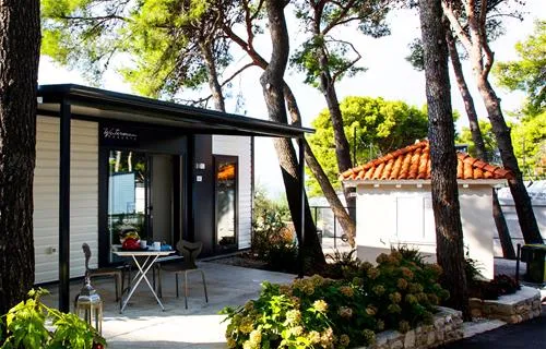 waterman-beach-village-supetar-yrau4