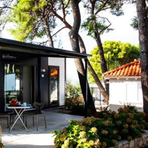 waterman-beach-village-supetar-yrau4