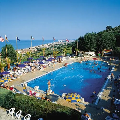 campeggio-europe-garden-silvi-kawbs