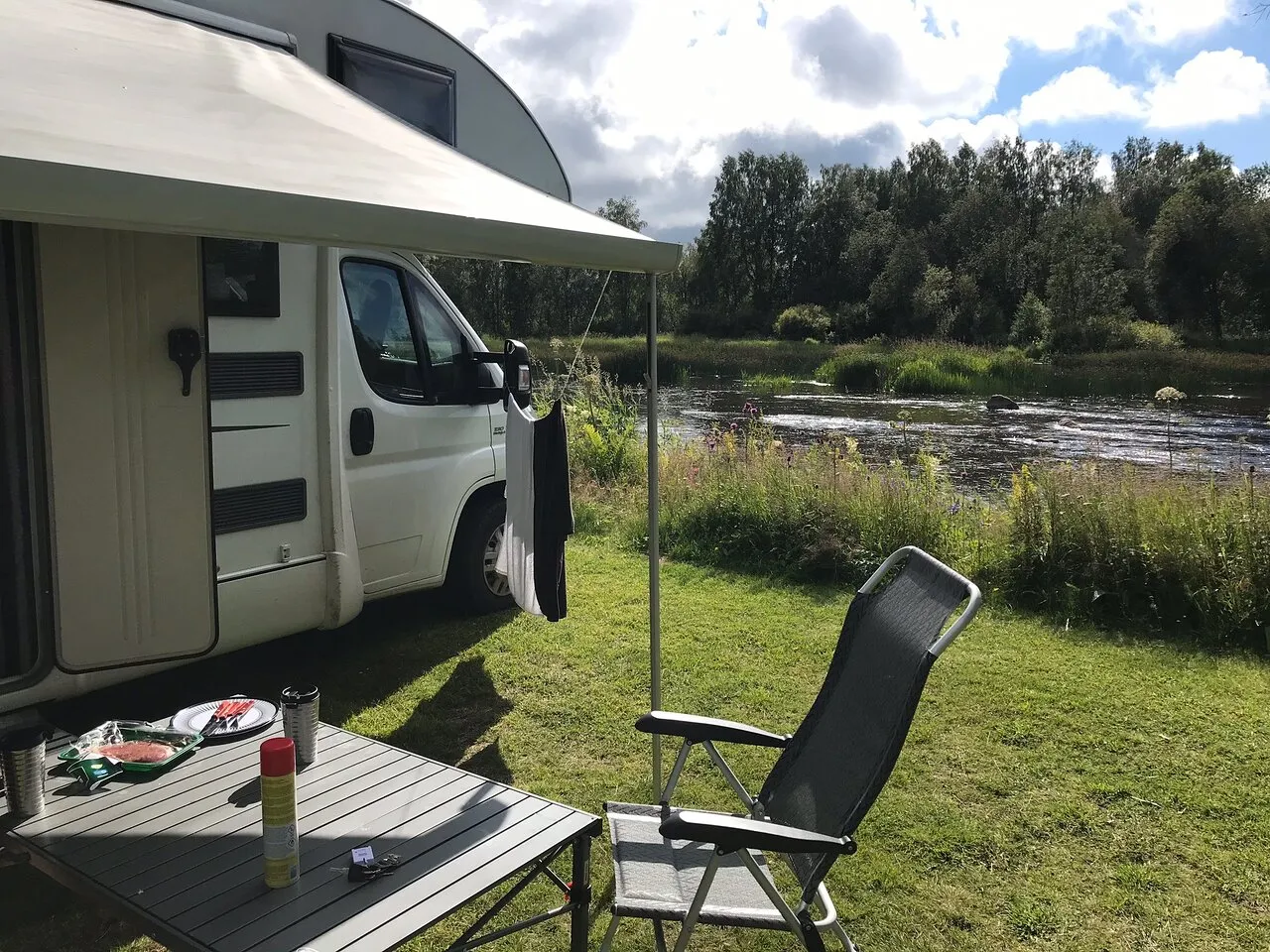 kielosaaren-lomat-pyhjoki-fob94