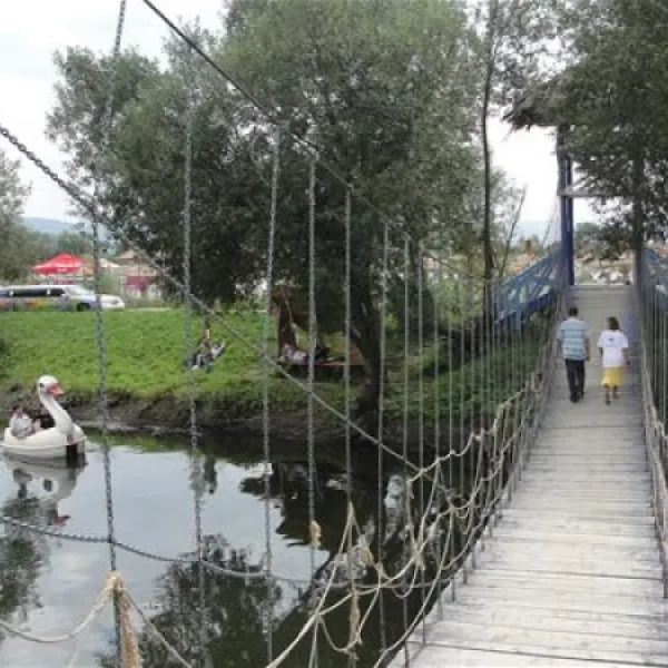 camping-natura-parc-chichis-obeiu