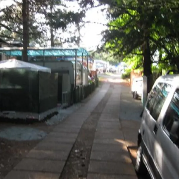 Autokamp Gradishte