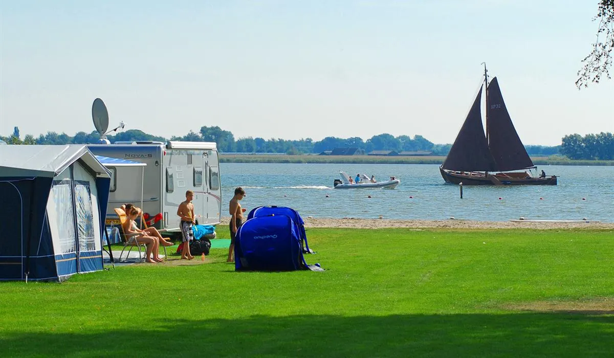 camping-riviera-beach-biddinghuizen-lddyh
