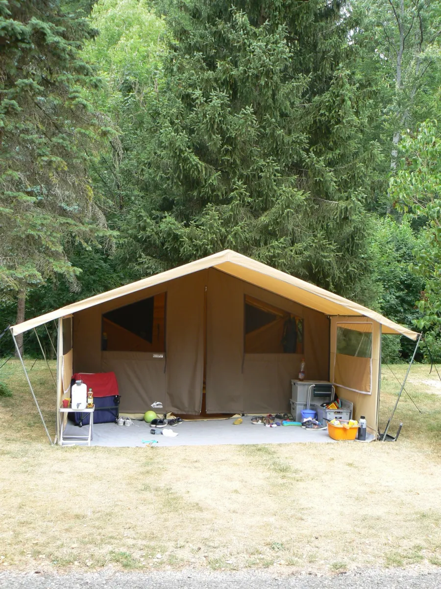 camping-pfhlhof-bad-urach-opetb
