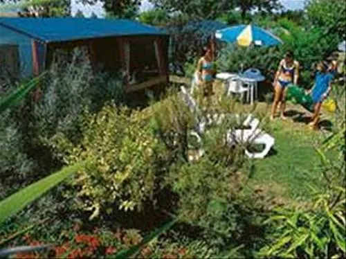 le-clarys-plage-saint-jean-de-monts-xi1ol