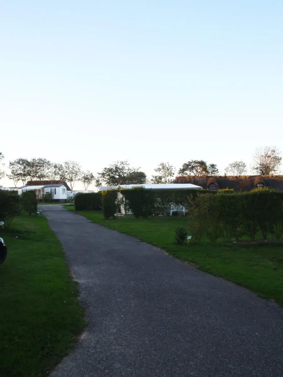 camping-municipal-du-mesnil-st-aubin-sur-mer-fonzd