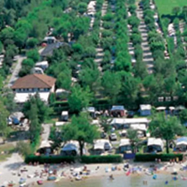 Camping Punta Lago  
