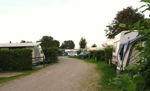 see-achtern-diek-otterndorf-31dwx