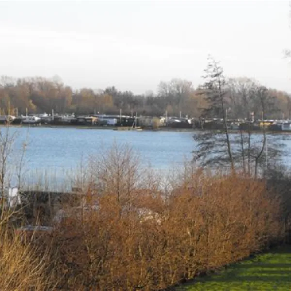 see-achtern-diek-otterndorf-4isaq