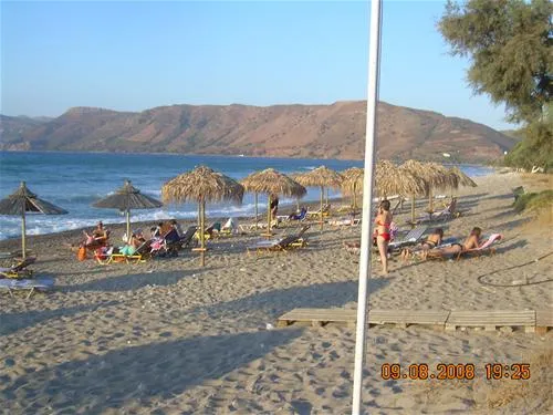campsite-mithimna-drapanias-ko3r1