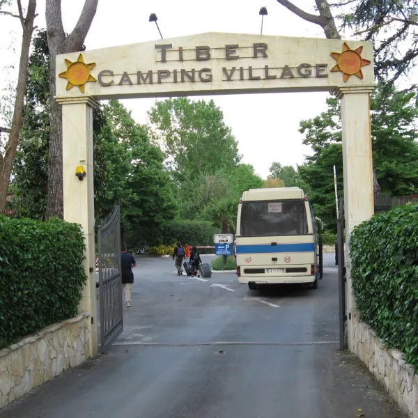 camping-village-tiber-roma-upjen