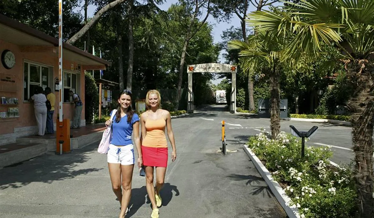 camping-village-tiber-roma-y37iy