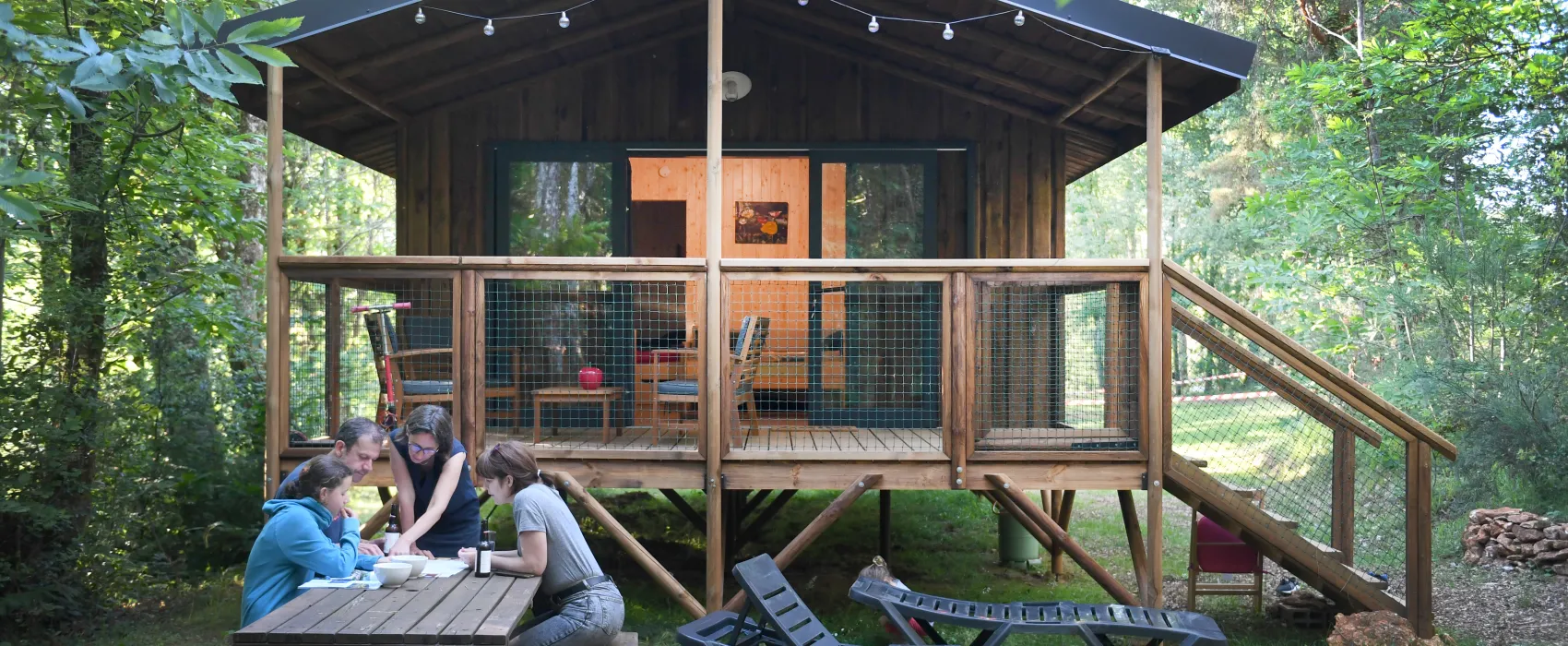 Camping Le Pech Charmant****