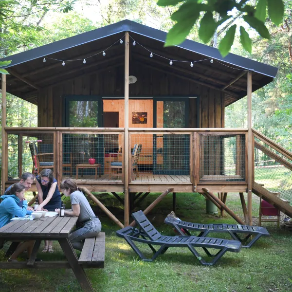 Camping Le Pech Charmant****