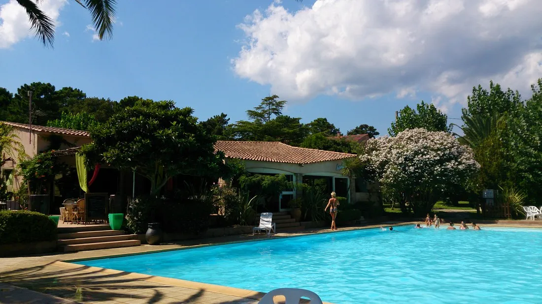 camping-arutoli-porto-vecchio-xkawu