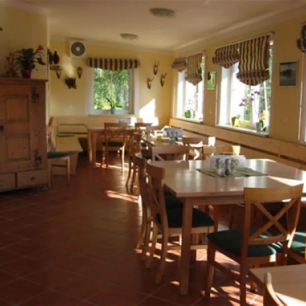 camping-am-badesee-mhlen-5l3mz