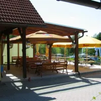 camping-am-badesee-mhlen-f9jpy