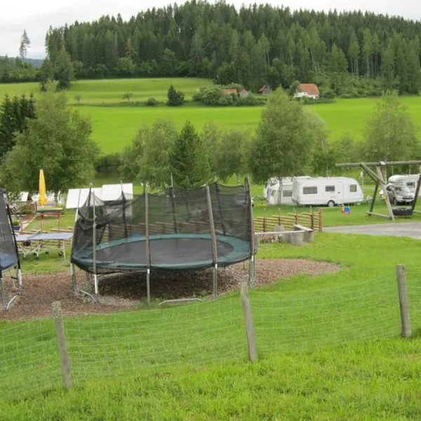 camping-am-badesee-mhlen-wvmzj