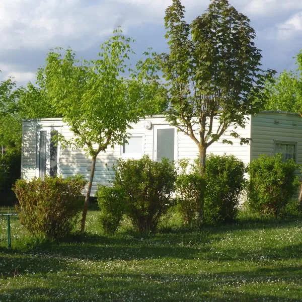 camping-rural-de-boussiquault-yolande-birac-a0q2j