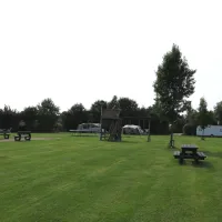 kampeerboederij-de-runsvoort-helvoirt-kayku