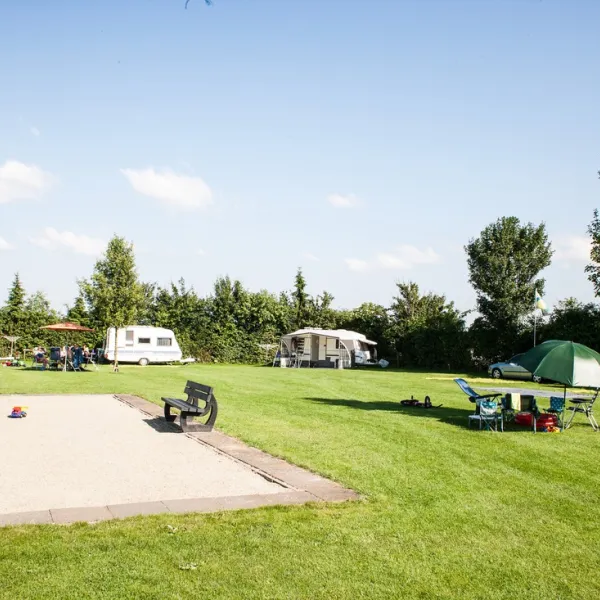 kampeerboederij-de-runsvoort-helvoirt-mkcbn