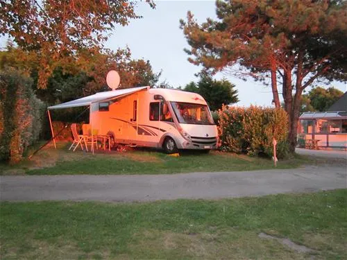 camping-le-grand-large-camaret-sur-mer-x2wm7