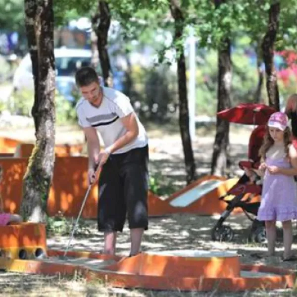 camping-les-lacs-soulac-sur-mer-qxsma