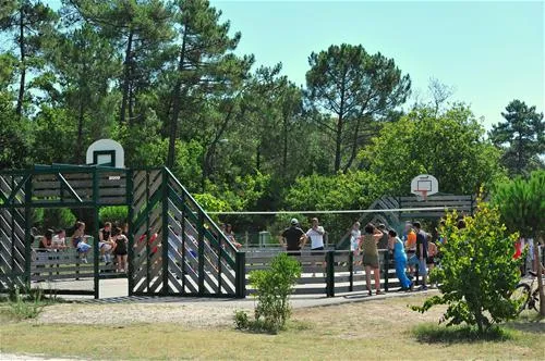 camping-les-lacs-soulac-sur-mer-wmrok