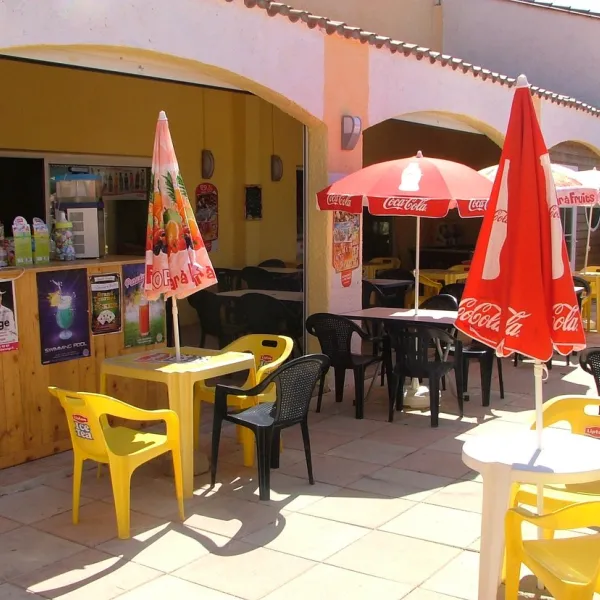 camping-le-roussillon-saint-cyprien-xtv2b