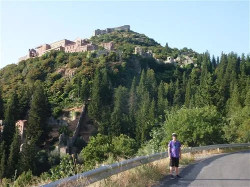 campsite-castle-view-mistras-1eqn2