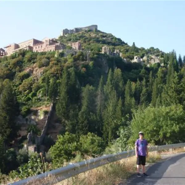 campsite-castle-view-mistras-1eqn2
