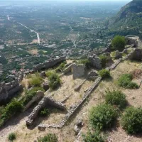 campsite-castle-view-mistras-bkxv1