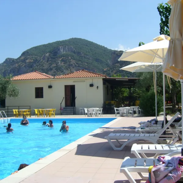 campsite-castle-view-mistras-tf0nv