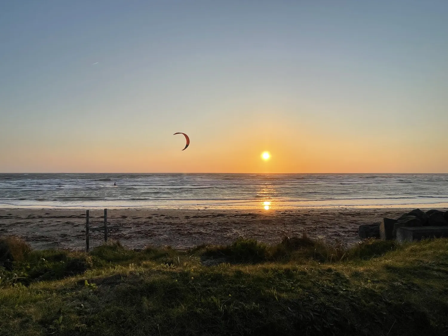 north-beach-caravan-camping-park-rush-kwokn