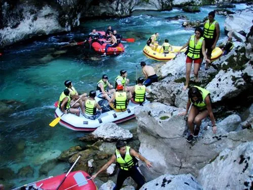 eko-selo-boracko-jezero-konjic-rr4lz