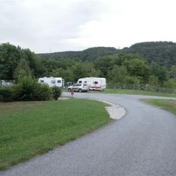camping-mainspessartpark-triefensteinlengfurt-1ibir