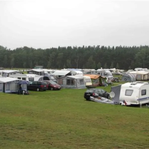 camping-und-wohnmobilpark-kamerun-heilbad-waren-mritz-nafb2