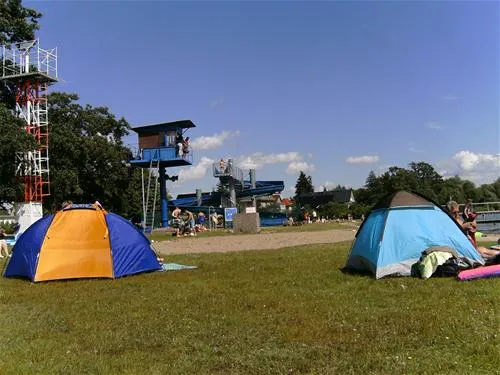 camping-und-wohnmobilpark-kamerun-heilbad-waren-mritz-nqpiy