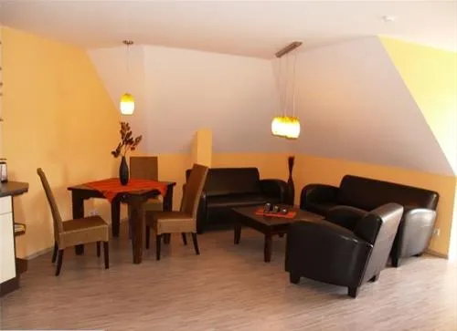 camping-und-wohnmobilpark-kamerun-heilbad-waren-mritz-vy9l2