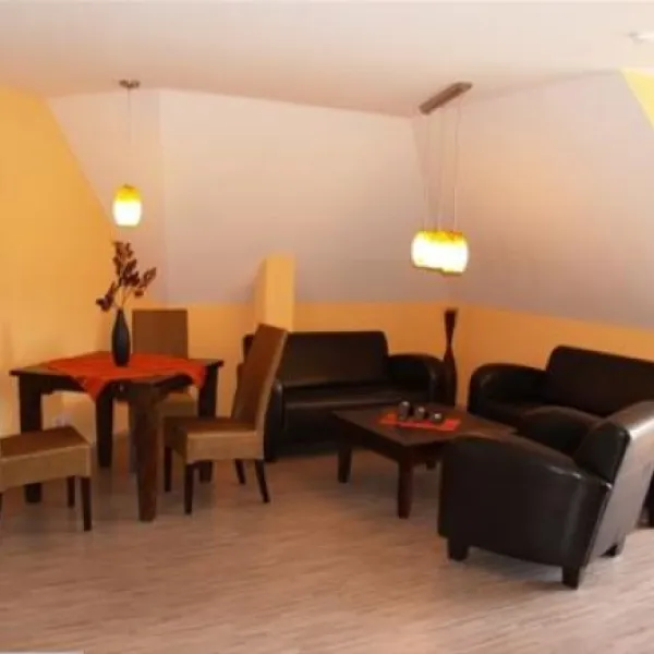 camping-und-wohnmobilpark-kamerun-heilbad-waren-mritz-vy9l2