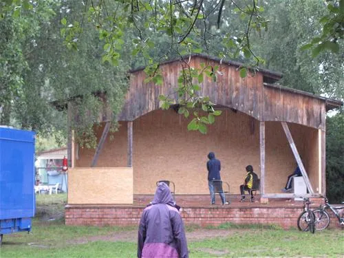 camping-und-wohnmobilpark-kamerun-heilbad-waren-mritz-wfw8q