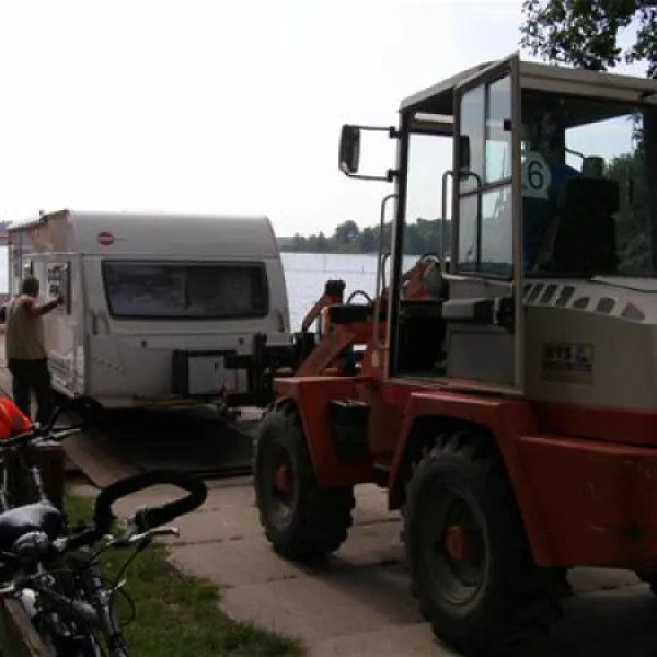 camping-und-wohnmobilpark-kamerun-heilbad-waren-mritz-zik3q